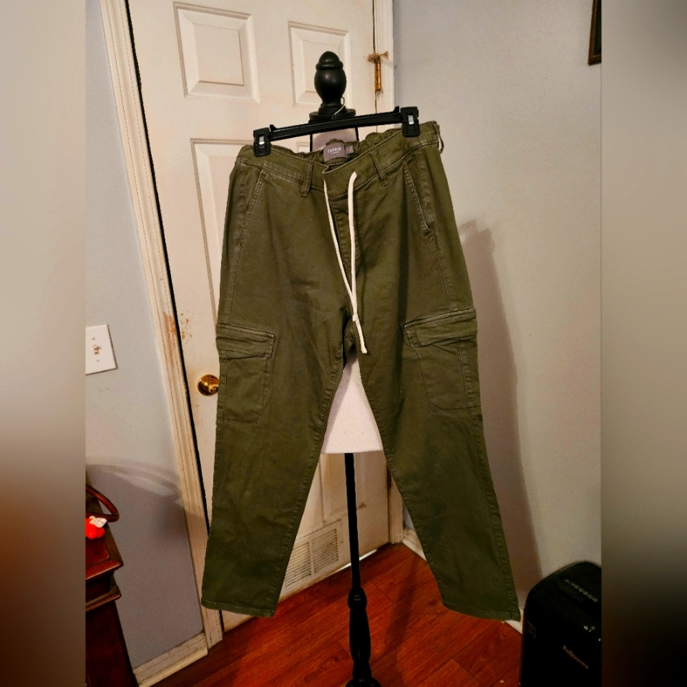 Denim pull up pants
